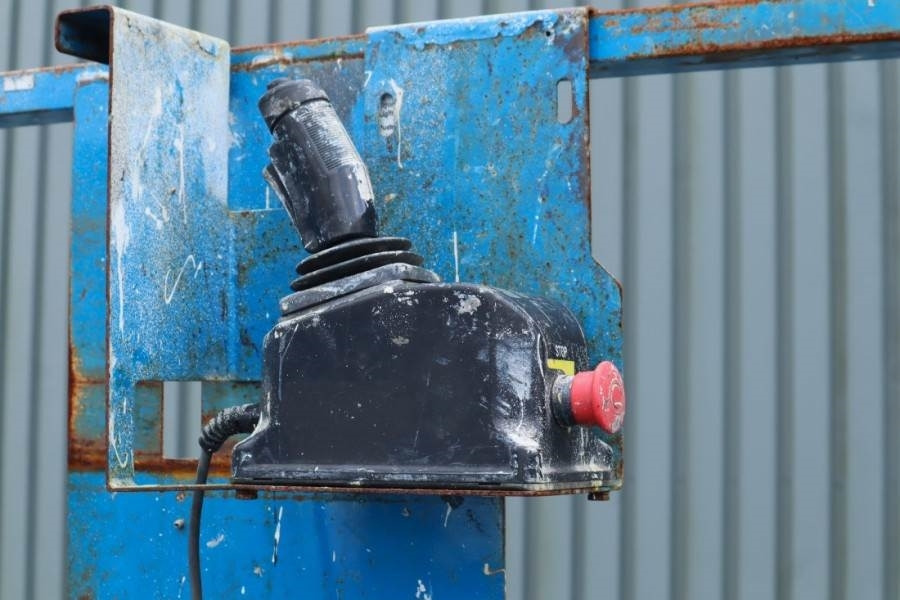 Genie GS2646 Electric, Working Height 9.80m, Capacity 45 - Šķērveida pacēlājs: foto 4 Genie GS2646 Electric, Working Height 9.80m, Capacity 45 - Šķērveida pacēlājs: foto 4