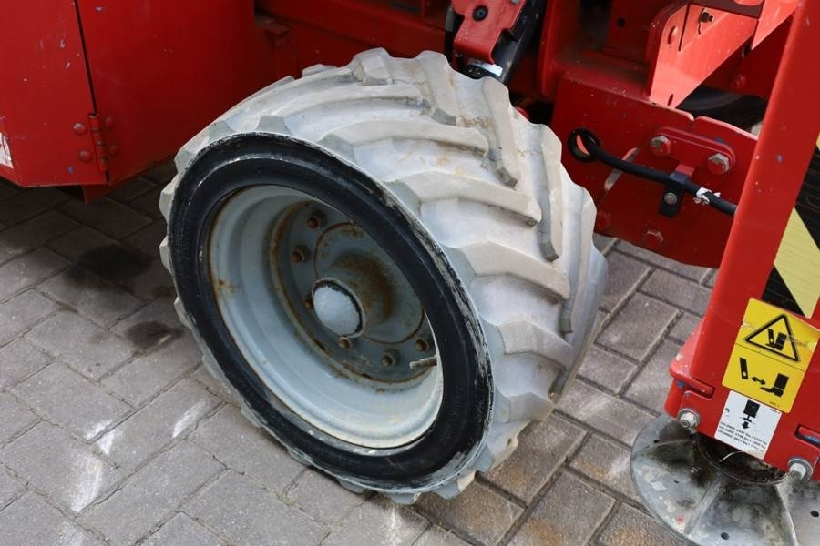 Šķērveida pacēlājs Genie GS3369DC Electric, 11.9m Working Height, 454kg Cap: foto 15