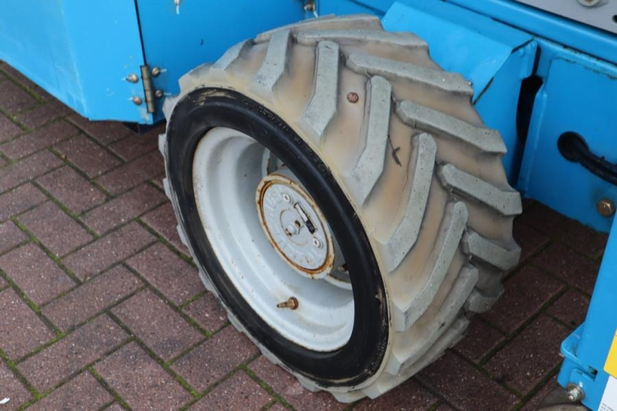 Šķērveida pacēlājs Genie GS4069DC Electric, 14m Working Height, 363kg Capac: foto 14