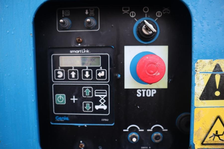 Genie GS4069DC Electric, 14m Working Height, 363kg Capac - Šķērveida pacēlājs: foto 4 Genie GS4069DC Electric, 14m Working Height, 363kg Capac - Šķērveida pacēlājs: foto 4