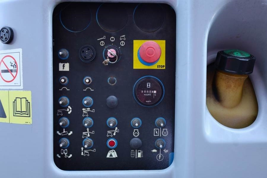 Genie Z34/22 Diesel, 4x4 Drive, 12.6m Working Height, 6. - Izlices pacēlājs: foto 4 Genie Z34/22 Diesel, 4x4 Drive, 12.6m Working Height, 6. - Izlices pacēlājs: foto 4