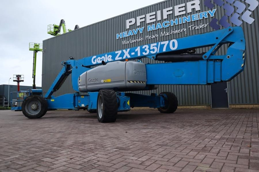 Genie ZX135/70 Diesel, 4x4x4 Drive, 43m Lifting Height, - Izlices pacēlājs: foto 2 Genie ZX135/70 Diesel, 4x4x4 Drive, 43m Lifting Height, - Izlices pacēlājs: foto 2