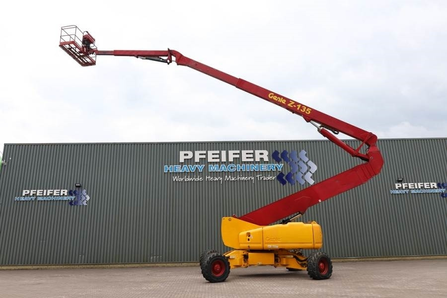 Genie ZX135/70 Diesel, 4x4x4 Drive, 43m Lifting Height, - Izlices pacēlājs: foto 3 Genie ZX135/70 Diesel, 4x4x4 Drive, 43m Lifting Height, - Izlices pacēlājs: foto 3