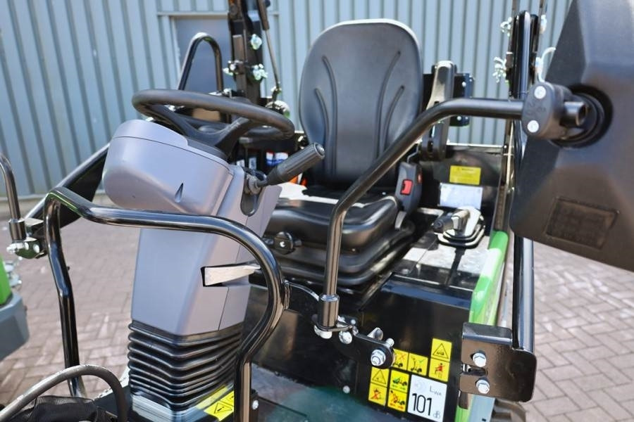 GiANT G2700E 100% Electric - Zero Emissions, Lithium-Iro - Riteņu iekrāvējs: foto 4 GiANT G2700E 100% Electric - Zero Emissions, Lithium-Iro - Riteņu iekrāvējs: foto 4