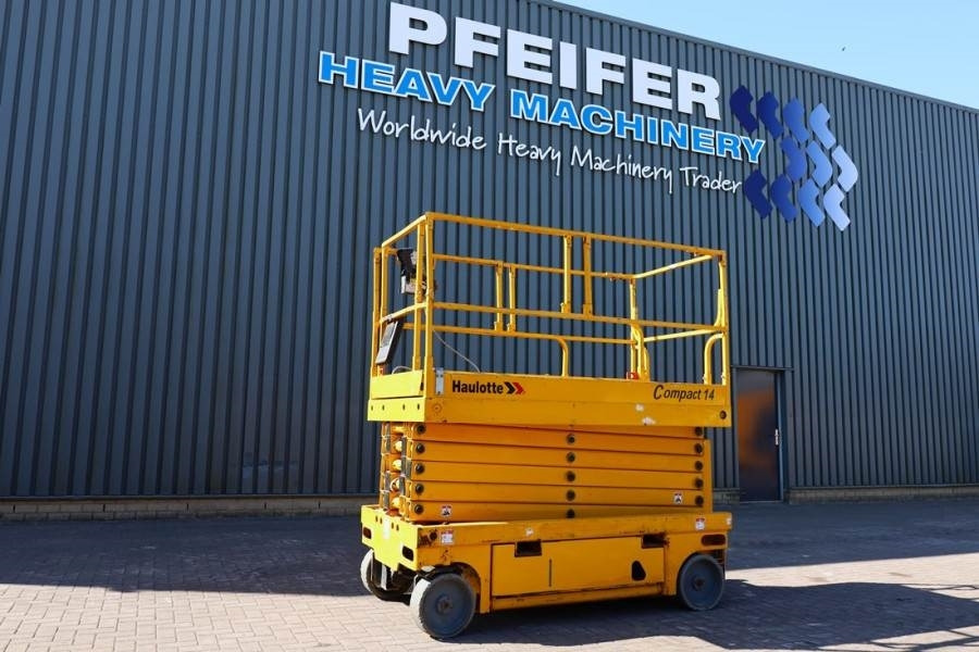 Haulotte COMPACT 14 Electric, 14m Working Height, 350kg Cap - Šķērveida pacēlājs: foto 1 Haulotte COMPACT 14 Electric, 14m Working Height, 350kg Cap - Šķērveida pacēlājs: foto 1