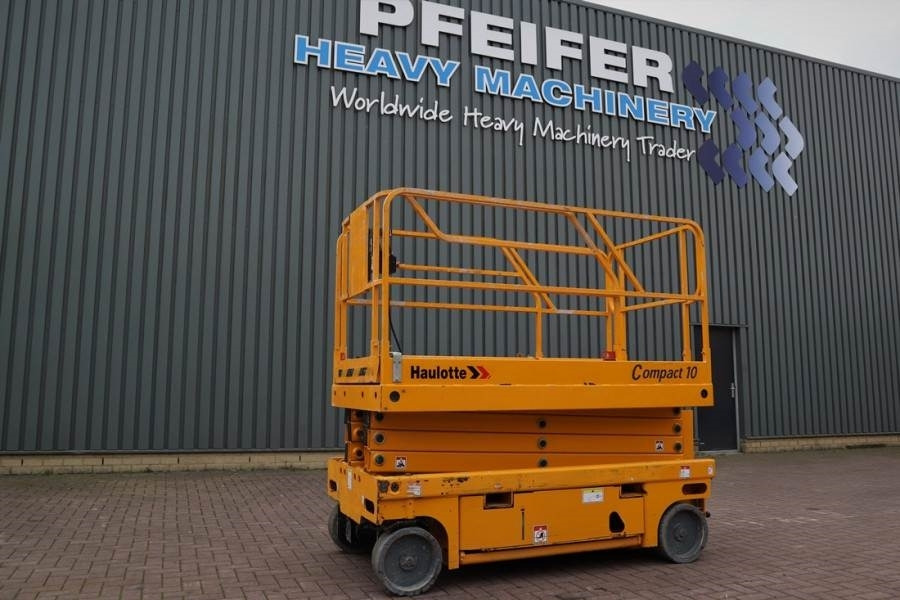 Haulotte Compact 10 Electric, 10m Working Height, 450kg Cap - Šķērveida pacēlājs: foto 1 Haulotte Compact 10 Electric, 10m Working Height, 450kg Cap - Šķērveida pacēlājs: foto 1