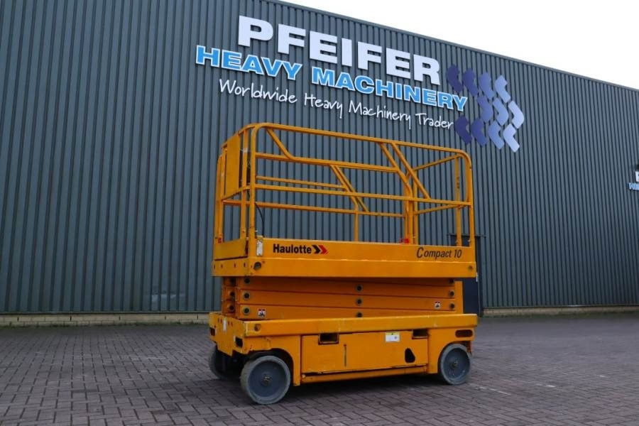 Haulotte Compact 10 Electric, 10m Working Height, 450kg Cap - Šķērveida pacēlājs: foto 1 Haulotte Compact 10 Electric, 10m Working Height, 450kg Cap - Šķērveida pacēlājs: foto 1