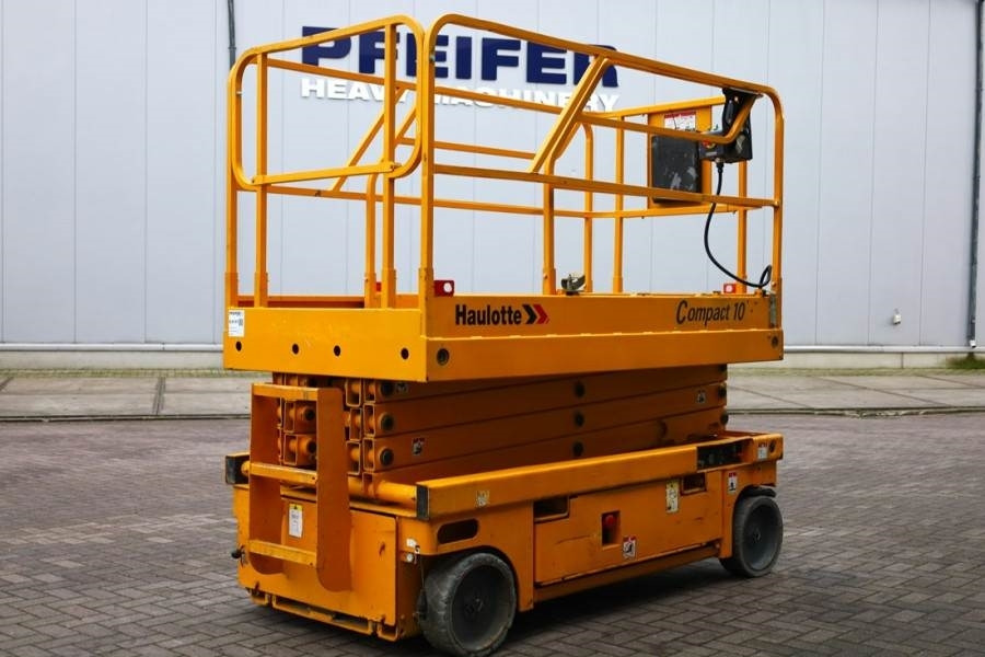 Haulotte Compact 10 Electric, 10m Working Height, 450kg Cap - Šķērveida pacēlājs: foto 2 Haulotte Compact 10 Electric, 10m Working Height, 450kg Cap - Šķērveida pacēlājs: foto 2