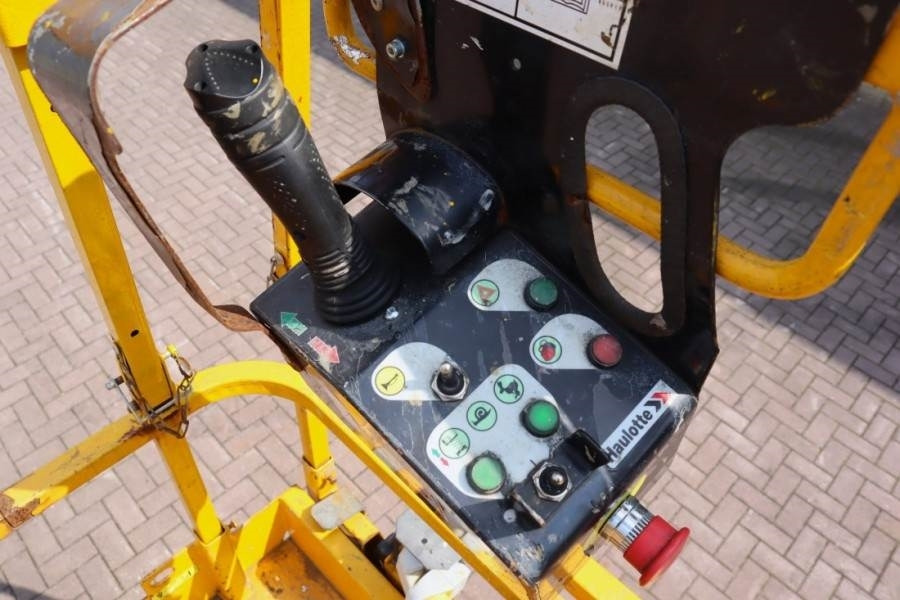 Haulotte Compact 14 Electric, 14m Working Height, 350kg Cap - Šķērveida pacēlājs: foto 4 Haulotte Compact 14 Electric, 14m Working Height, 350kg Cap - Šķērveida pacēlājs: foto 4
