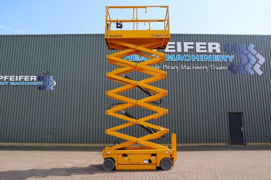 Haulotte Compact 14 Electric, 14m Working Height, 350kg Cap - Šķērveida pacēlājs: foto 3 Haulotte Compact 14 Electric, 14m Working Height, 350kg Cap - Šķērveida pacēlājs: foto 3