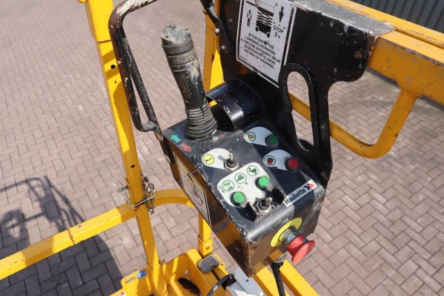 Haulotte Compact 14 Electric, 14m Working Height, 350kg Cap - Šķērveida pacēlājs: foto 4 Haulotte Compact 14 Electric, 14m Working Height, 350kg Cap - Šķērveida pacēlājs: foto 4