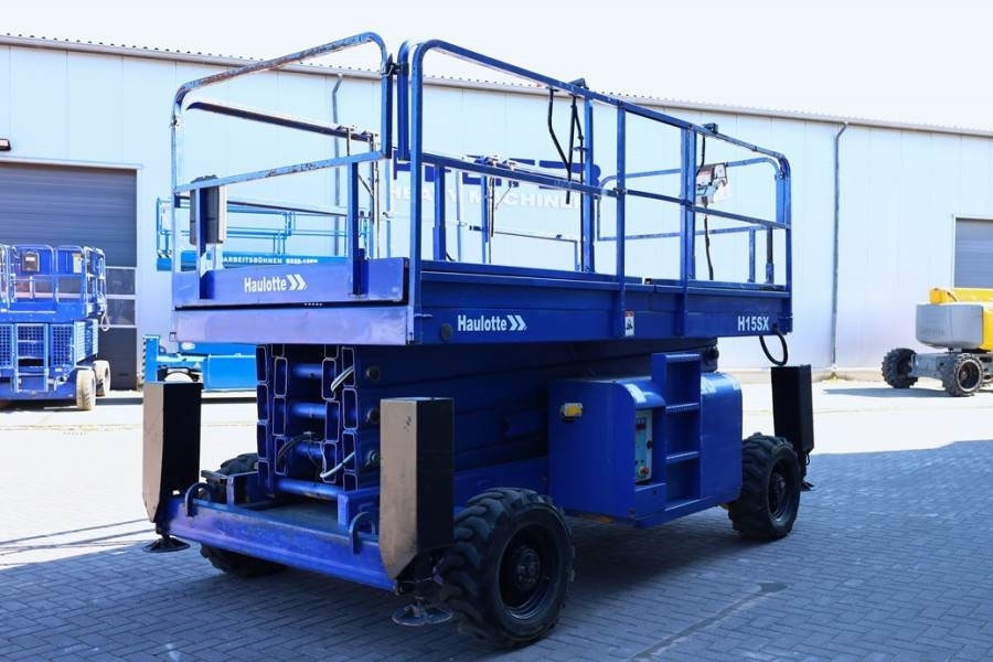Haulotte H15SX Diesel, 4x4 Drive 15 Working Height, 500kg C - Šķērveida pacēlājs: foto 2 Haulotte H15SX Diesel, 4x4 Drive 15 Working Height, 500kg C - Šķērveida pacēlājs: foto 2