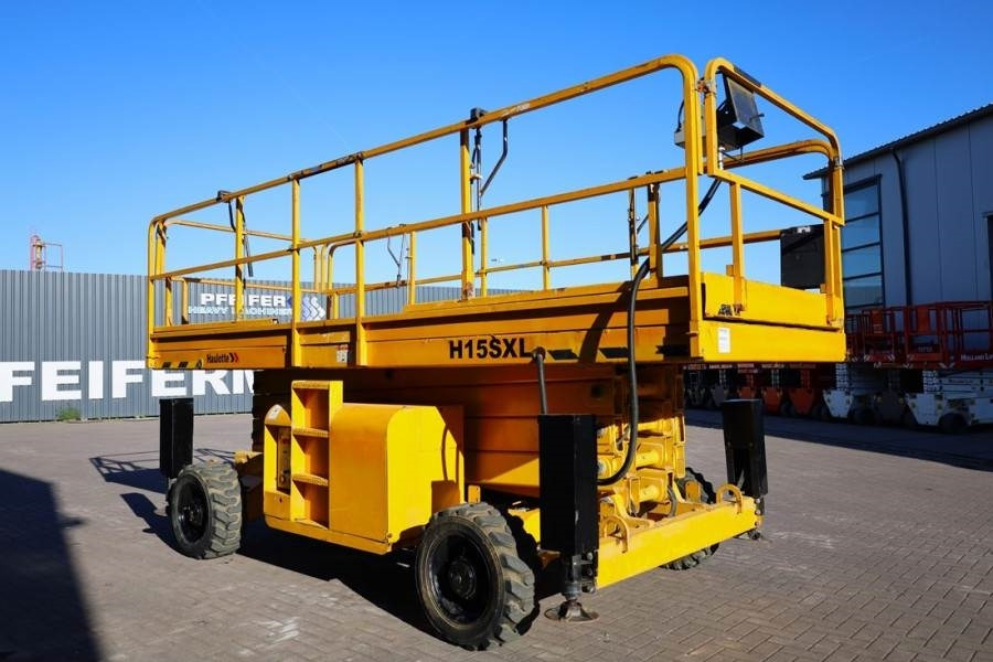Šķērveida pacēlājs Haulotte H15SXL Diesel, 4x4 Drive, 15m Working Height, 500k: foto 7