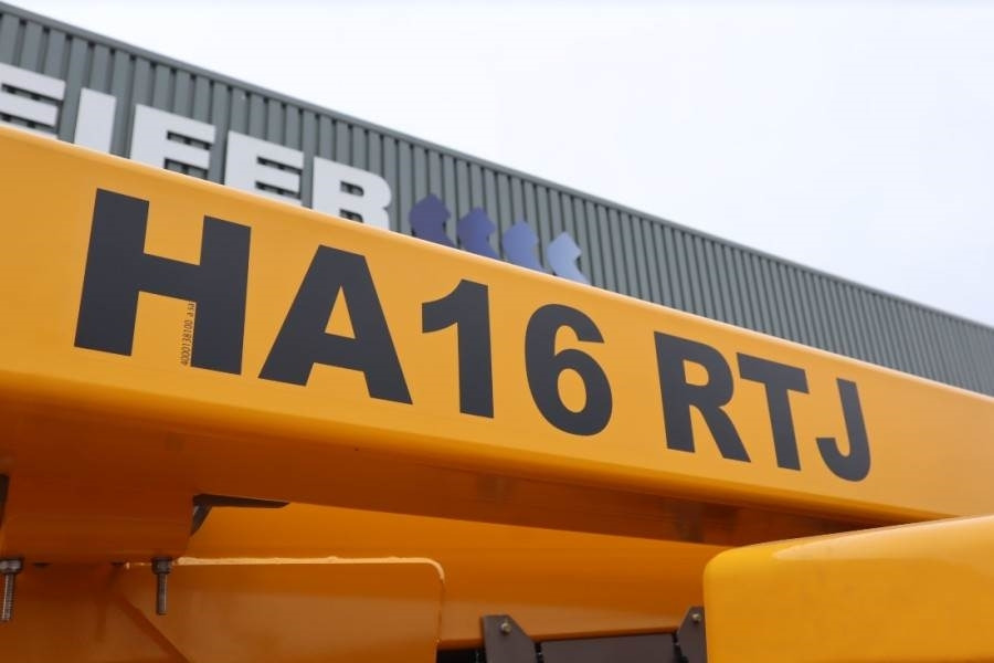 Haulotte HA16RTJ Valid Inspection, *Guarantee! Diesel, 4x4 - Izlices pacēlājs: foto 5 Haulotte HA16RTJ Valid Inspection, *Guarantee! Diesel, 4x4 - Izlices pacēlājs: foto 5