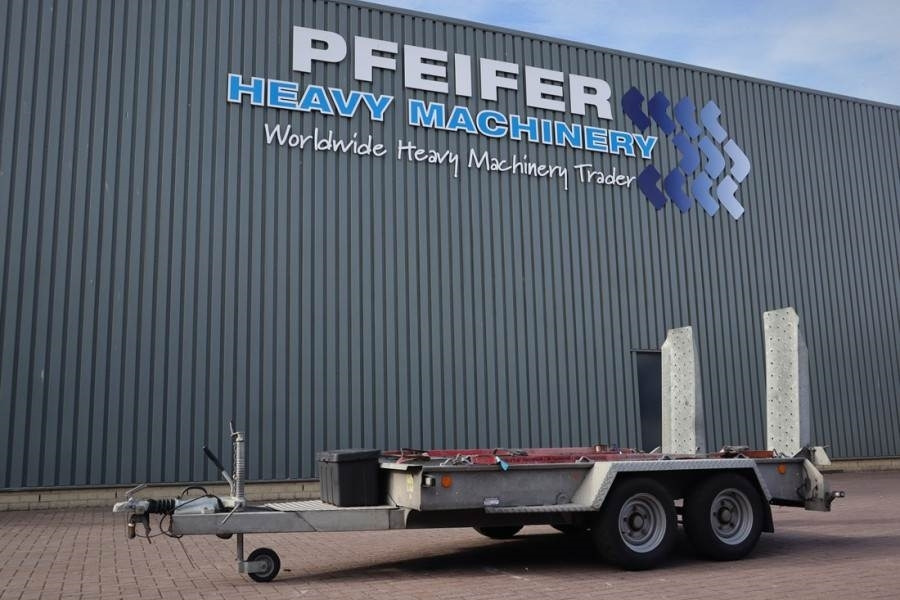 Ifor Williams WILLIAM 2HB 2 Axel Trailer, 2.856 kg Capacity, Inc - Auto piekabe: foto 1 Ifor Williams WILLIAM 2HB 2 Axel Trailer, 2.856 kg Capacity, Inc - Auto piekabe: foto 1