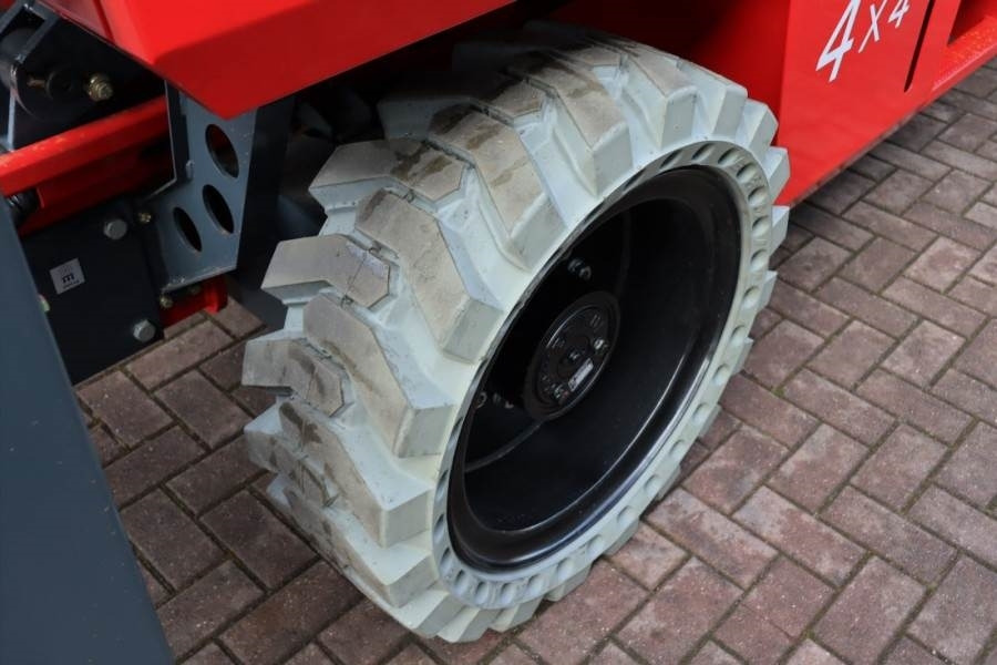 Šķērveida pacēlājs Magni DS1823RT New And Available Directly From Stock, Di: foto 17 Šķērveida pacēlājs Magni DS1823RT New And Available Directly From Stock, Di: foto 17