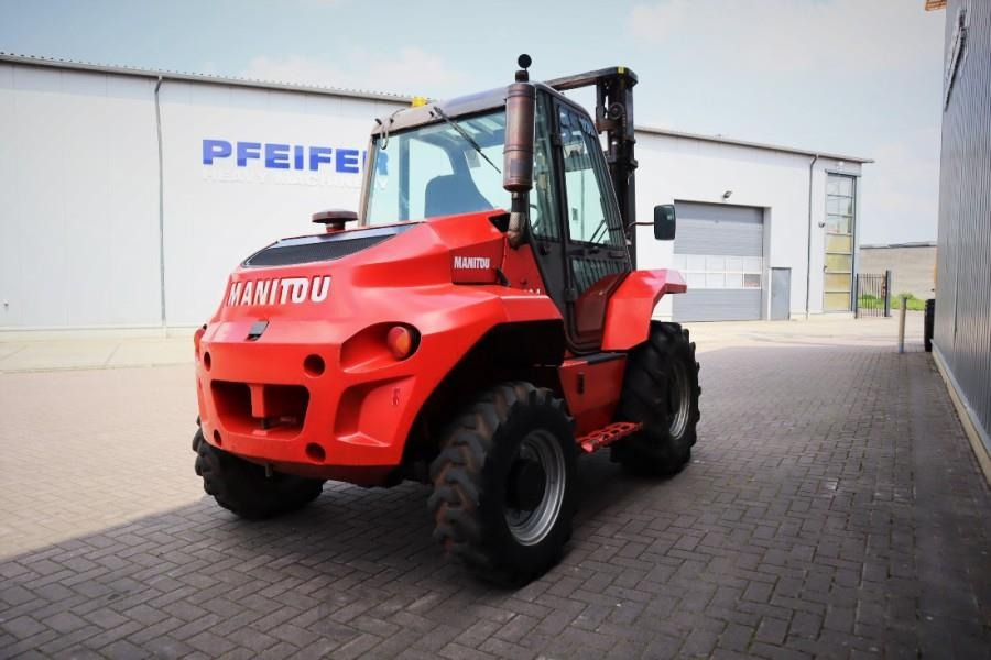 Manitou M30-4 Diesel, 4x4 Drive, 3t Capacity, Triplex Mast - Bezceļu autokrāvējs: foto 2 Manitou M30-4 Diesel, 4x4 Drive, 3t Capacity, Triplex Mast - Bezceļu autokrāvējs: foto 2