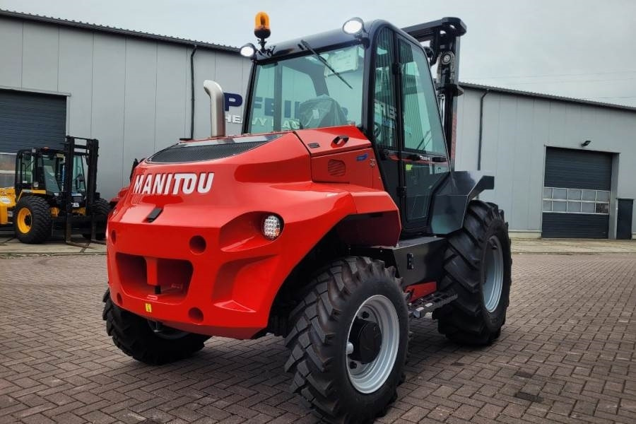 Manitou M30-4 Valid inspection, *Guarantee, Diesel, 4x4 Dr - Bezceļu autokrāvējs: foto 2 Manitou M30-4 Valid inspection, *Guarantee, Diesel, 4x4 Dr - Bezceļu autokrāvējs: foto 2