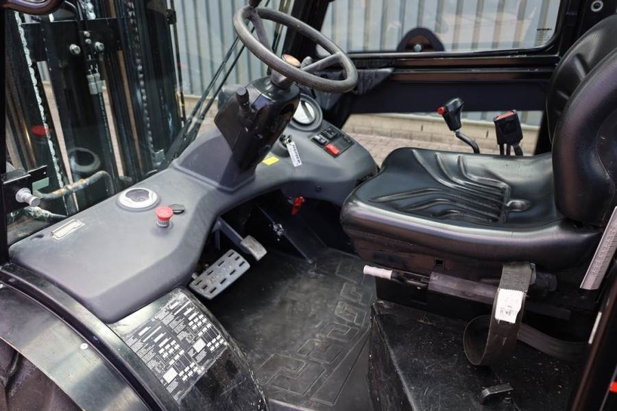 Manitou MC30-4 Valid Inspection, *Guarantee, Diesel, 4x4 D - Bezceļu autokrāvējs: foto 4 Manitou MC30-4 Valid Inspection, *Guarantee, Diesel, 4x4 D - Bezceļu autokrāvējs: foto 4