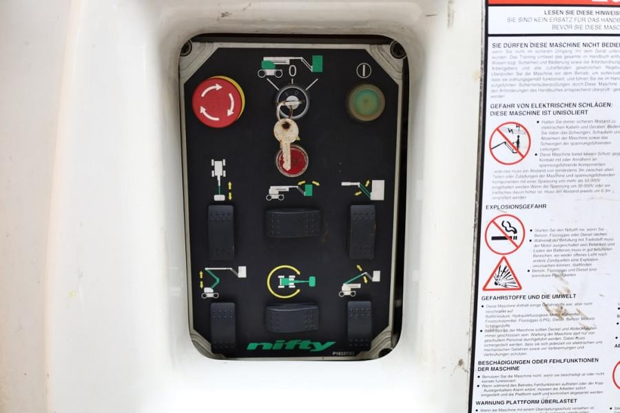 Niftylift HR17NE Electric, 17m Working Height, 9.7m Reach, 2 - Izlices pacēlājs: foto 4 Niftylift HR17NE Electric, 17m Working Height, 9.7m Reach, 2 - Izlices pacēlājs: foto 4