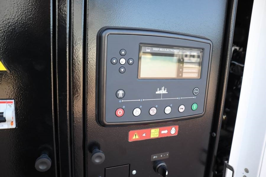 Pramac GPW60I/FS5 Diesel, 60 kVA, Also Available For Rent - Elektroģenerators: foto 4 Pramac GPW60I/FS5 Diesel, 60 kVA, Also Available For Rent - Elektroģenerators: foto 4