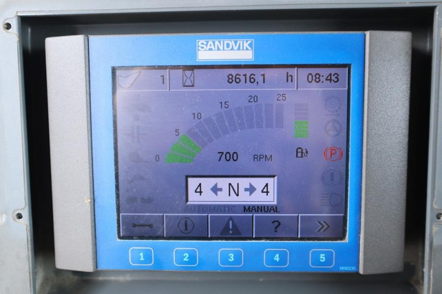 Sandvik LH410 Diesel, 4x4 Drive, 10t Capacity, Tilting Buc - Riteņu iekrāvējs: foto 5 Sandvik LH410 Diesel, 4x4 Drive, 10t Capacity, Tilting Buc - Riteņu iekrāvējs: foto 5