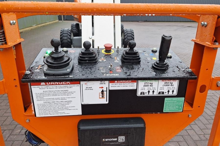 Snorkel 660SJ Valid Inspection, *Guarantee! CE, Diesel, 4x - Teleskopiskais pacēlājs: foto 4 Snorkel 660SJ Valid Inspection, *Guarantee! CE, Diesel, 4x - Teleskopiskais pacēlājs: foto 4