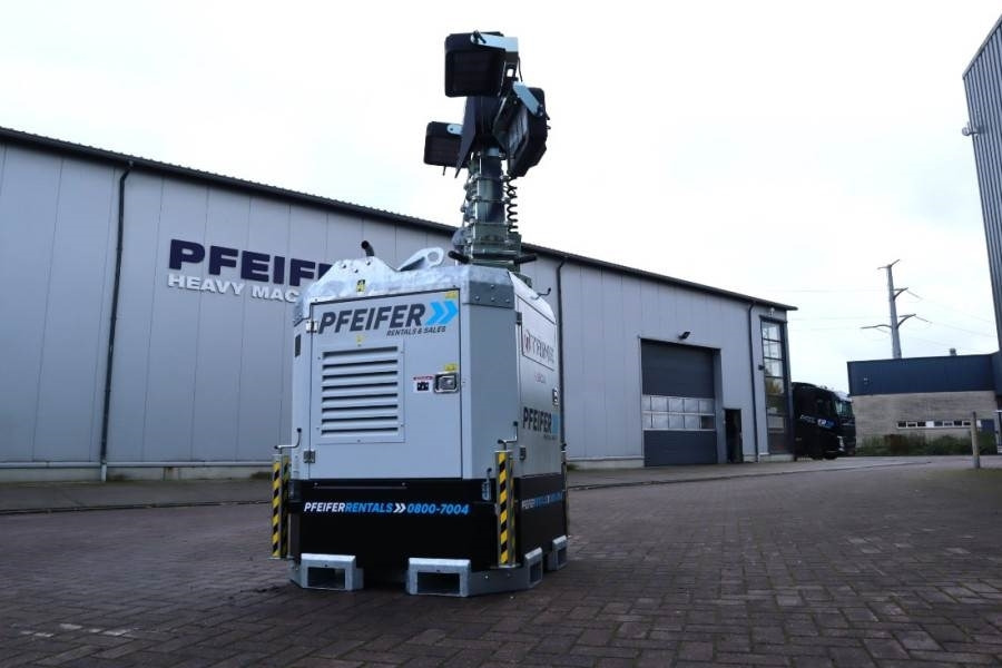 Apgaismojuma stabs Trime X-BOX 4x320 LED Valid inspection, *Guarantee: foto 8 Apgaismojuma stabs Trime X-BOX 4x320 LED Valid inspection, *Guarantee: foto 8