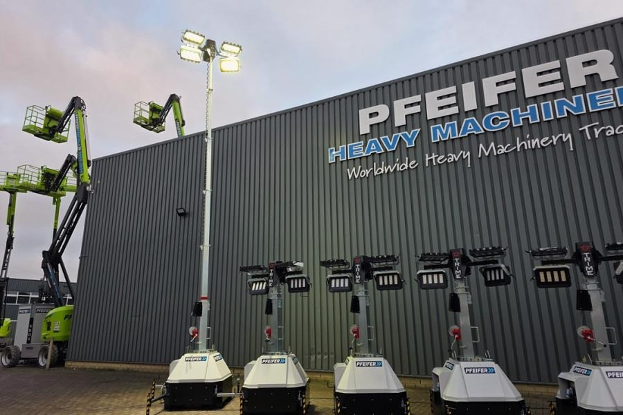 Apgaismojuma stabs Trime X-Mast 4 × 320W LED Valid Inspection, *Guarantee!: foto 12