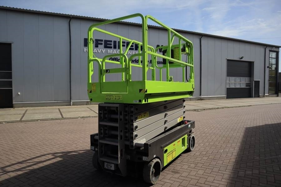 Zoomlion ZS1012DC Valid Iinspection, *Guarantee! 11.8m Work - Šķērveida pacēlājs: foto 5 Zoomlion ZS1012DC Valid Iinspection, *Guarantee! 11.8m Work - Šķērveida pacēlājs: foto 5