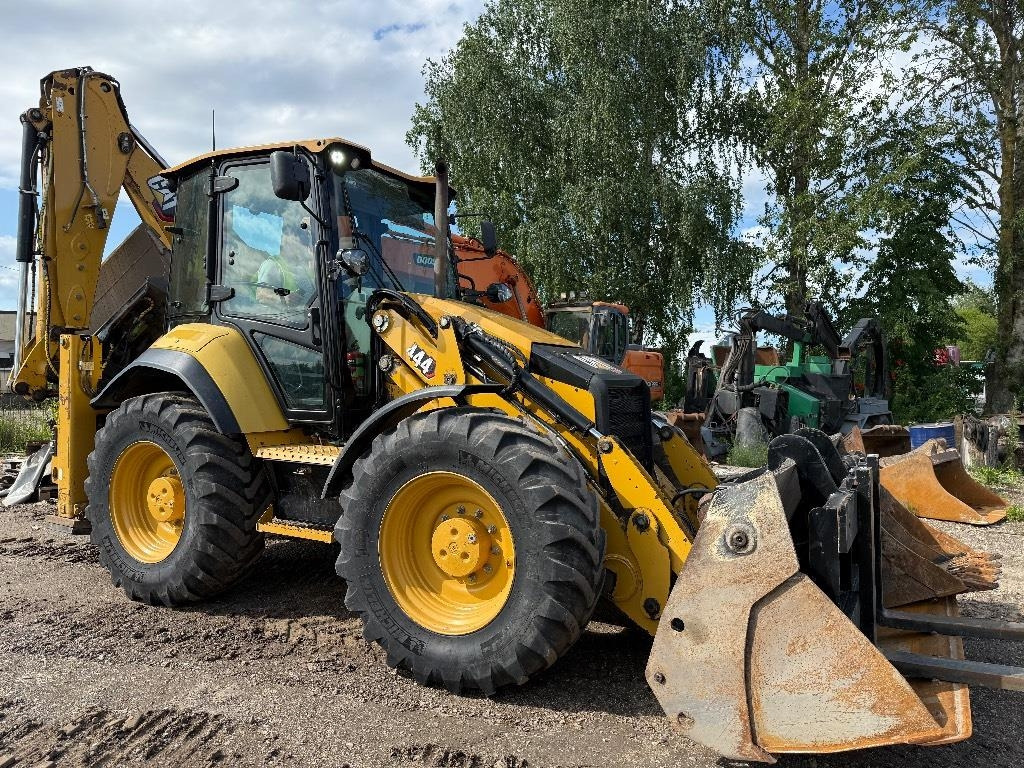 CAT 444 - Ekskavators-iekrāvējs: foto 1 CAT 444 - Ekskavators-iekrāvējs: foto 1