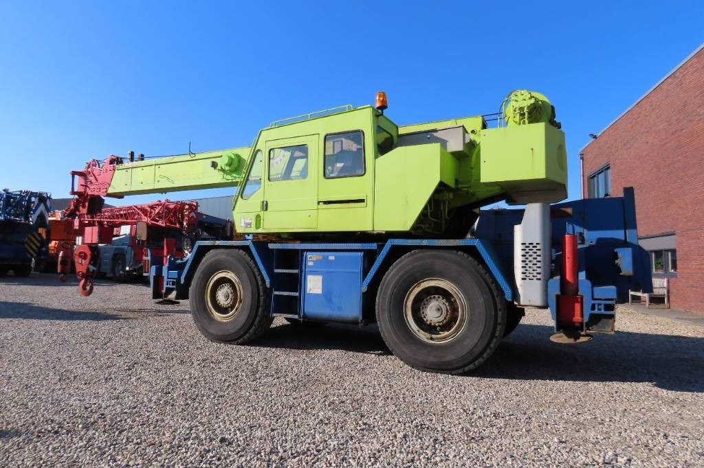 Tadano TR 250 E  - Autoceltnis: foto 3 Tadano TR 250 E  - Autoceltnis: foto 3