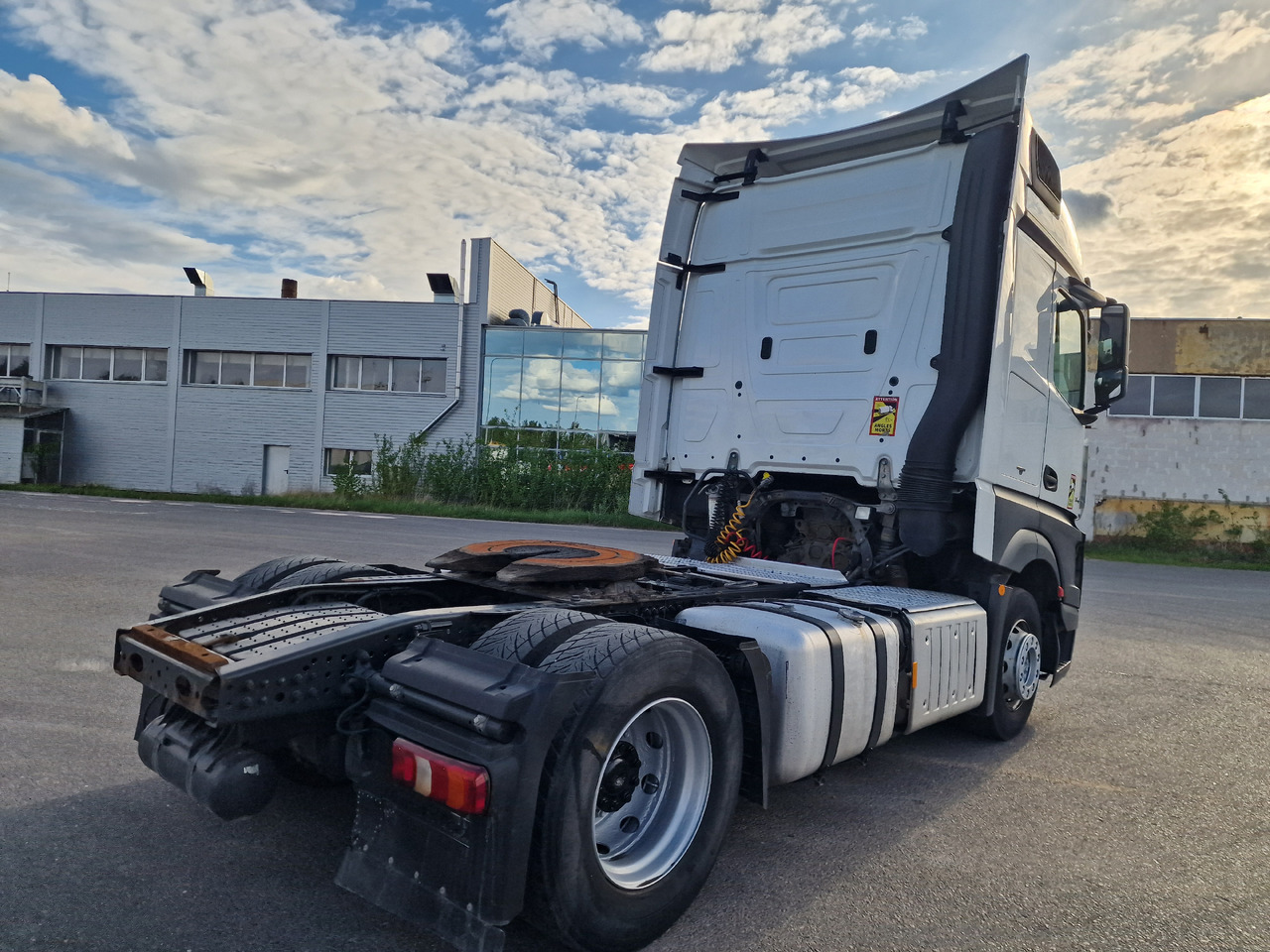 MERCEDES-BENZ Actros 1845 Retarder - Vilcējs: foto 4 MERCEDES-BENZ Actros 1845 Retarder - Vilcējs: foto 4