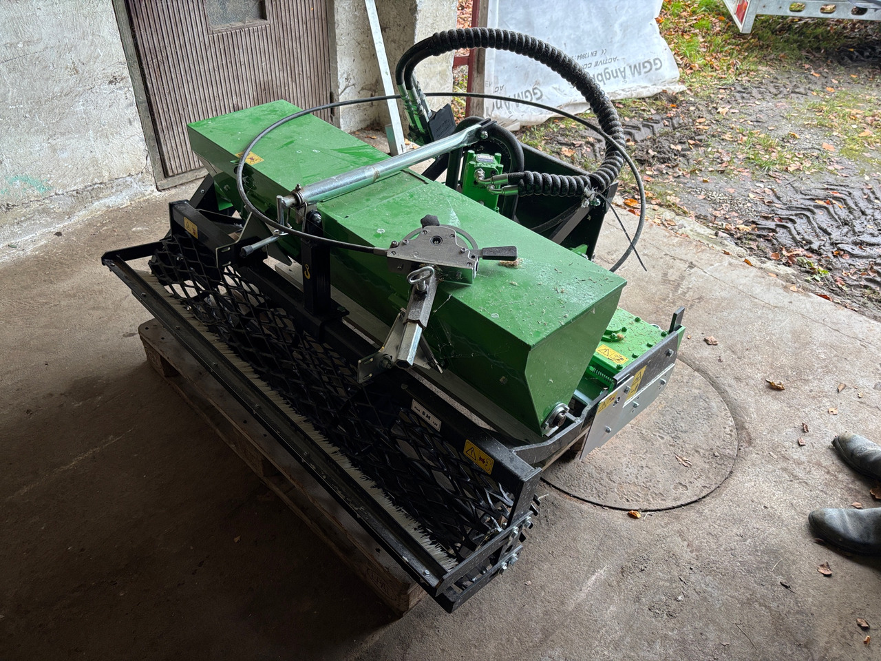 Avant MTZ135H+SM135H - Celtniecības maisītājs: foto 1 Avant MTZ135H+SM135H - Celtniecības maisītājs: foto 1