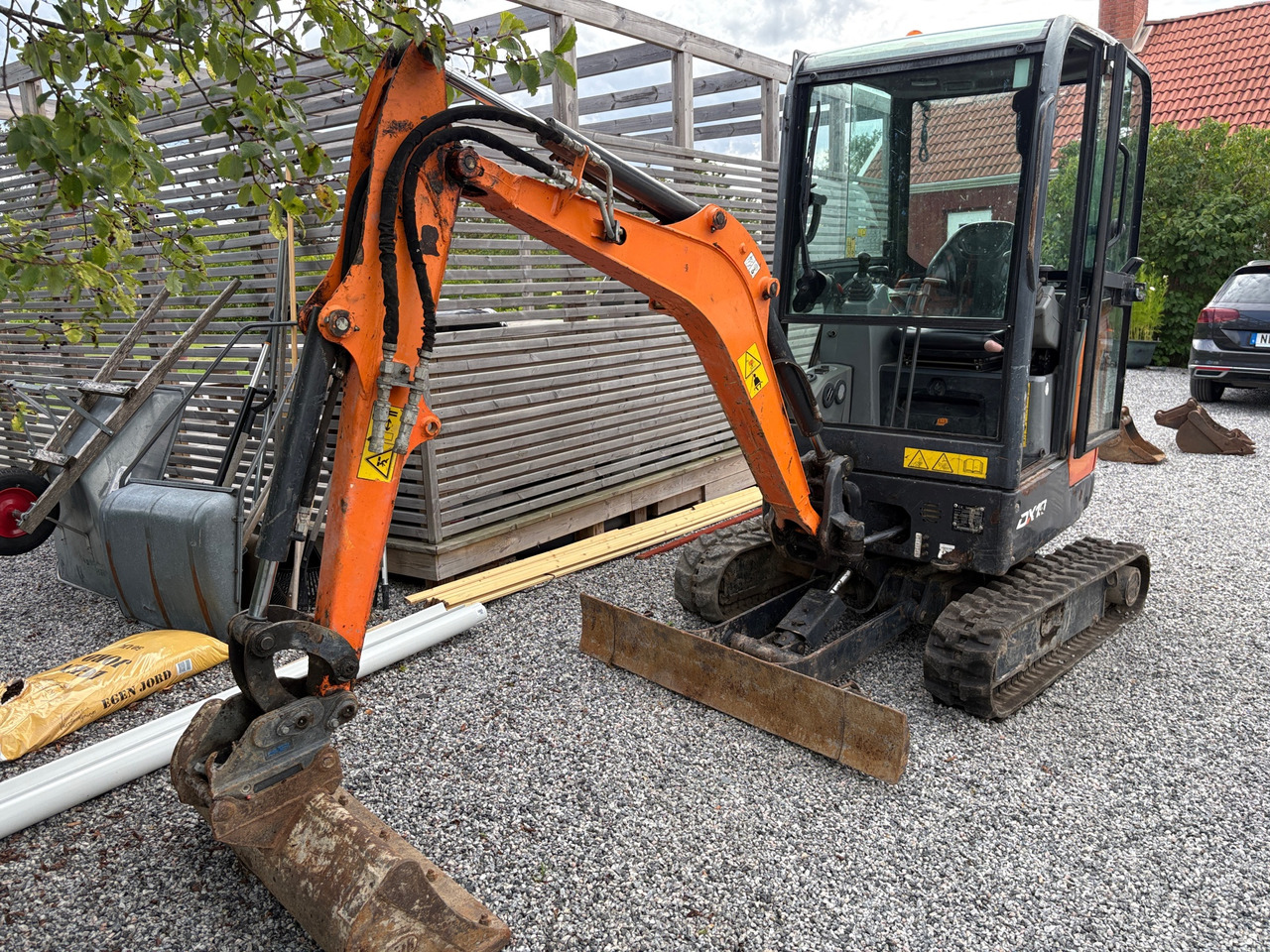Doosan DX19 - Ekskavators: foto 1 Doosan DX19 - Ekskavators: foto 1