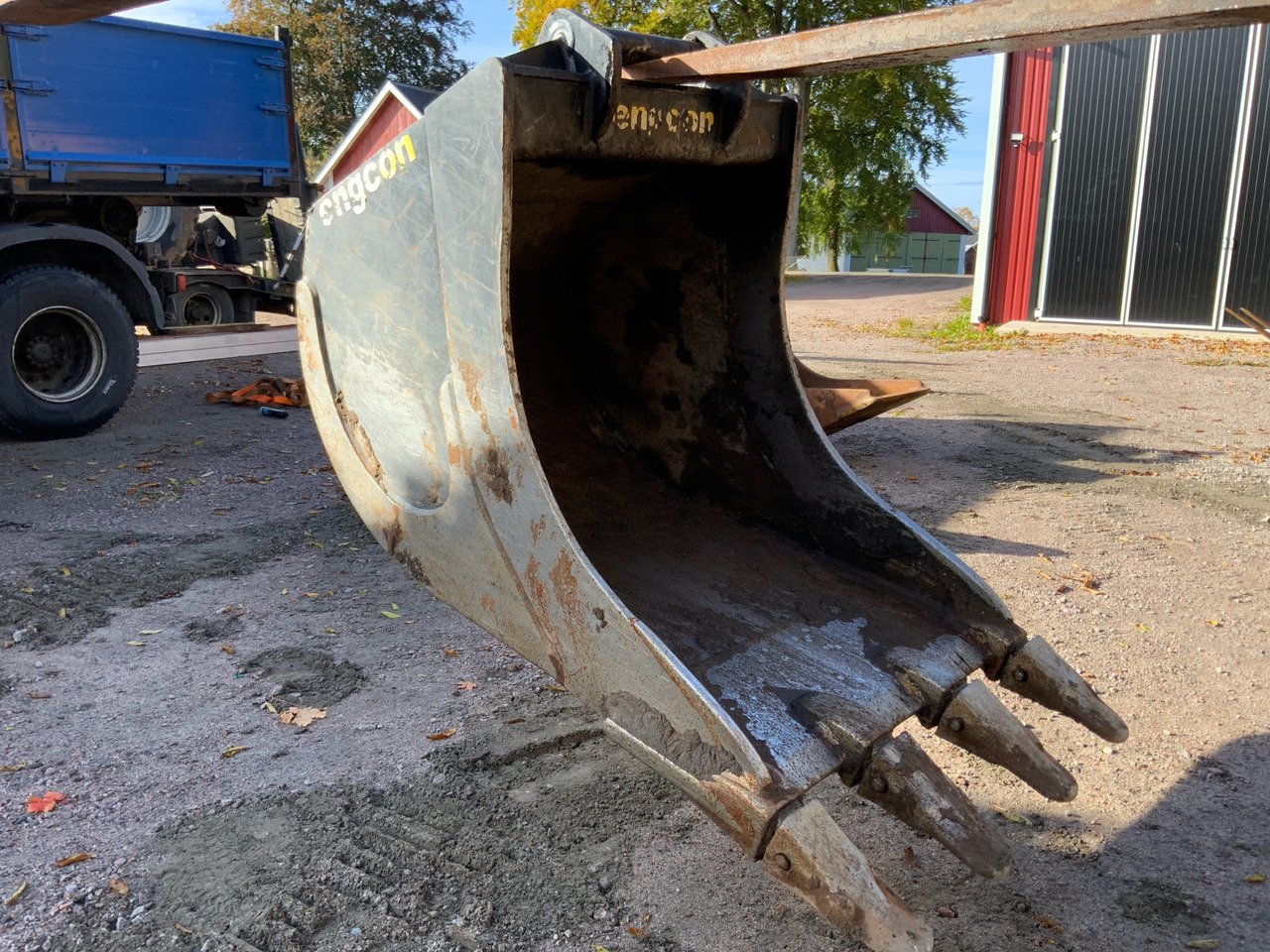 Engcon - Kauss: foto 1 Engcon - Kauss: foto 1