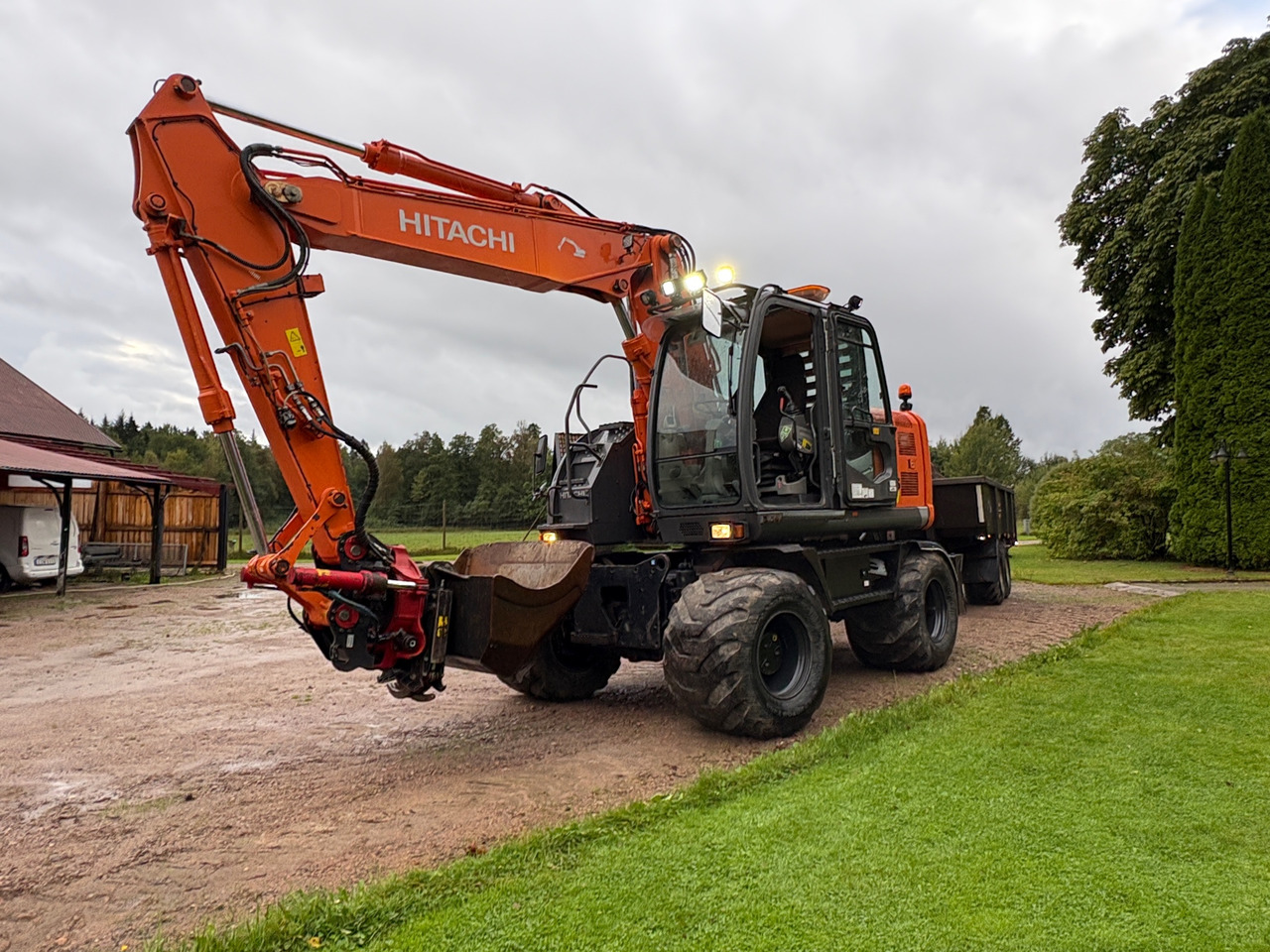 Hitachi ZX145W-3 - Ekskavators: foto 1 Hitachi ZX145W-3 - Ekskavators: foto 1