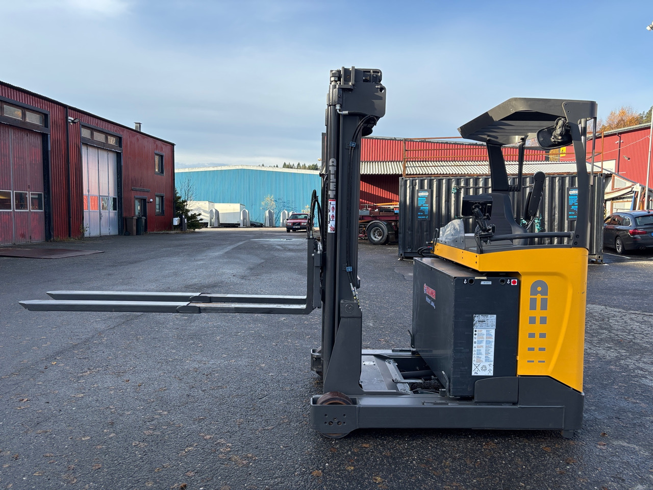 Atlet UMS200DTFVRF570 - Iekraušanas tehnika: foto 1 Atlet UMS200DTFVRF570 - Iekraušanas tehnika: foto 1