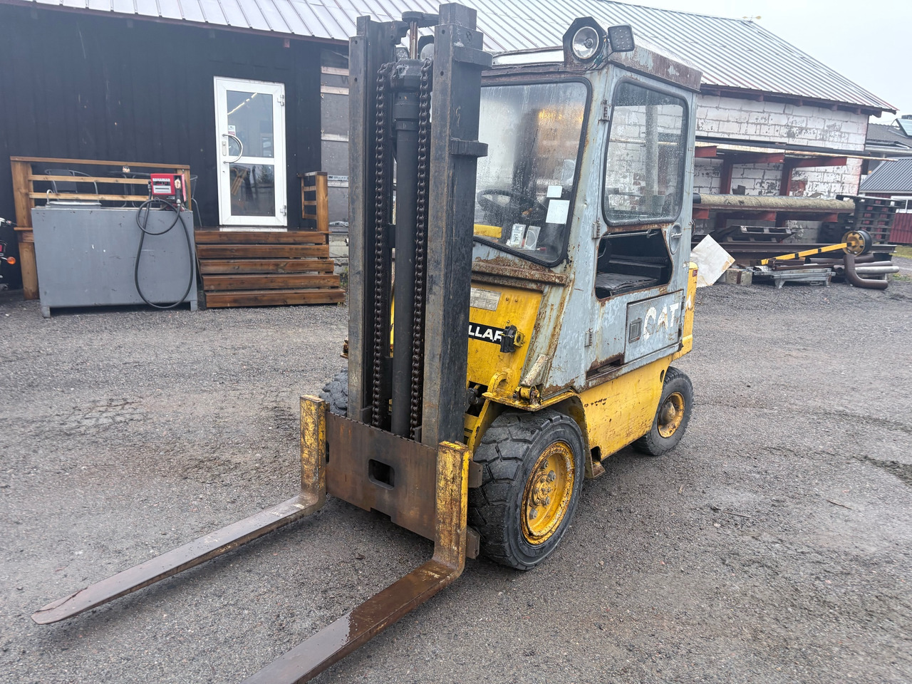 CAT V51 - Iekraušanas tehnika: foto 1 CAT V51 - Iekraušanas tehnika: foto 1