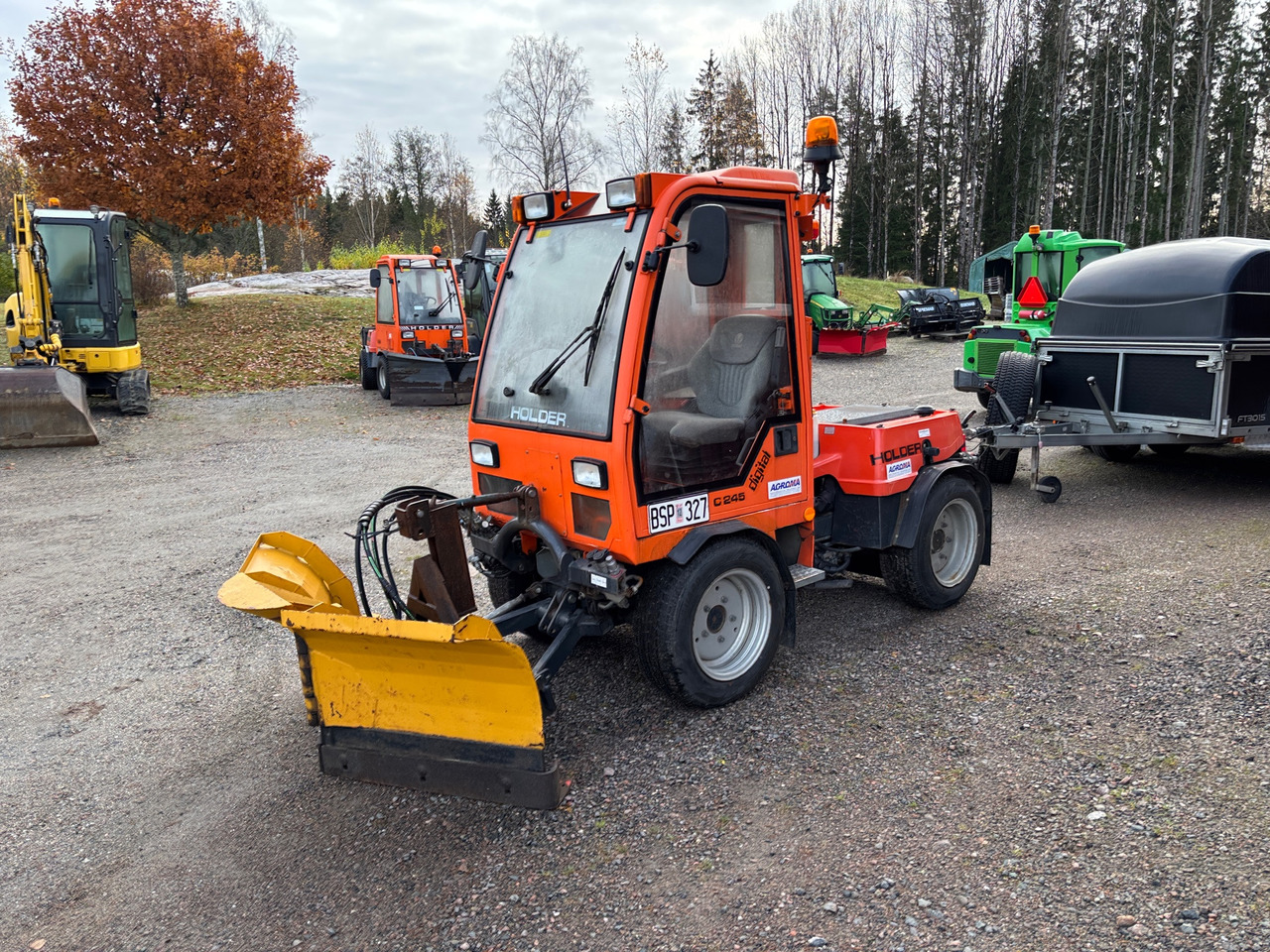 Holder C245 - Komunālā/ Specializētā tehnika: foto 1 Holder C245 - Komunālā/ Specializētā tehnika: foto 1