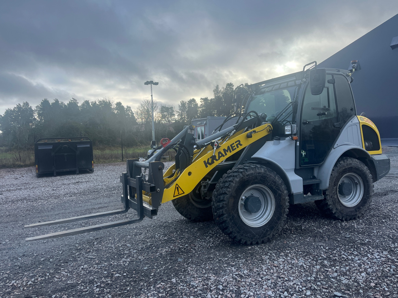 Kramer 8085 - Riteņu iekrāvējs: foto 1 Kramer 8085 - Riteņu iekrāvējs: foto 1