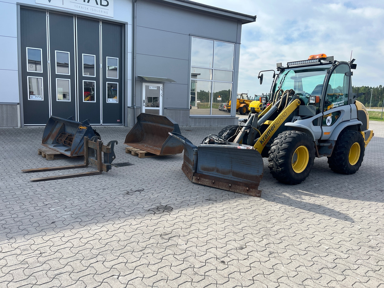 Kramer Allrad 380 - Riteņu iekrāvējs: foto 1 Kramer Allrad 380 - Riteņu iekrāvējs: foto 1