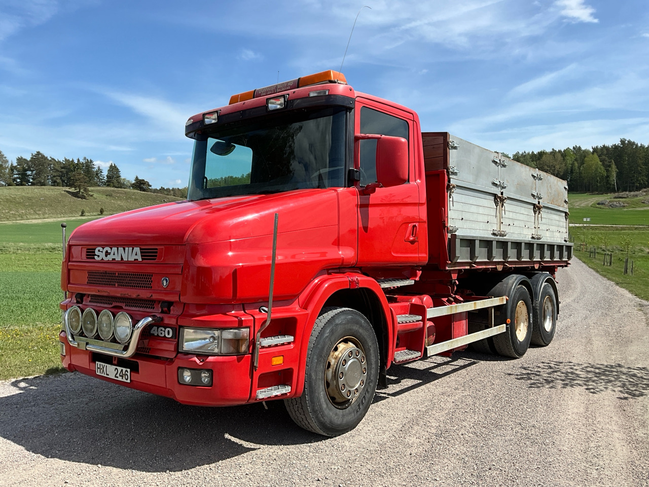 Scania T144 460 6x2 V8 - Kravas automašīna: foto 1 Scania T144 460 6x2 V8 - Kravas automašīna: foto 1