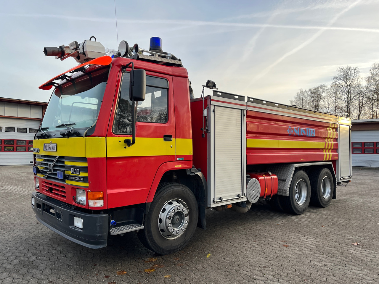 Volvo FL10 6x2 - Kravas automašīna: foto 1 Volvo FL10 6x2 - Kravas automašīna: foto 1