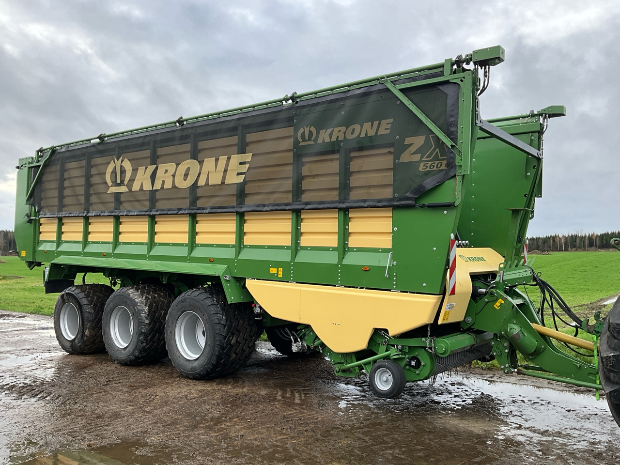 Krone ZX 560 GD - Savācējpiekabe: foto 1 Krone ZX 560 GD - Savācējpiekabe: foto 1