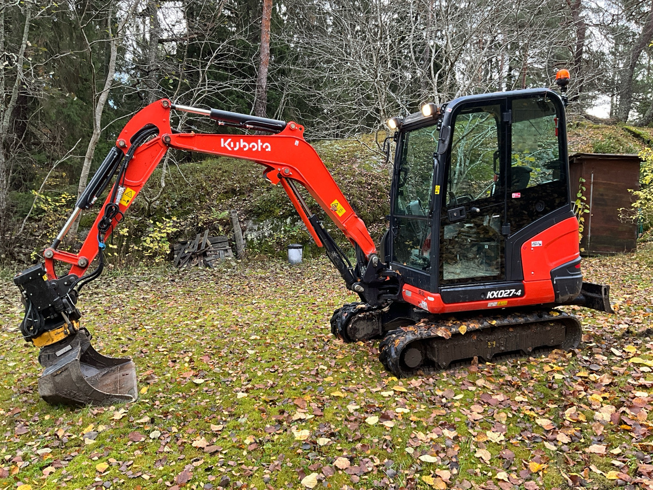 Kubota KX027-4 - Ekskavators: foto 1 Kubota KX027-4 - Ekskavators: foto 1