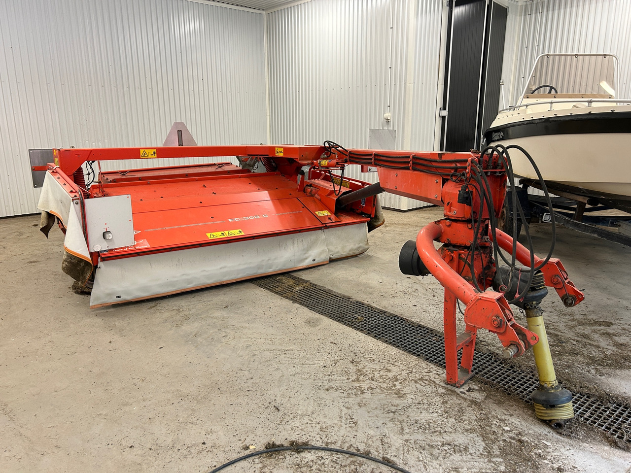 Kuhn FC302G - Pļaujmašīna-smalcinātājs/ Mulčētājs: foto 1 Kuhn FC302G - Pļaujmašīna-smalcinātājs/ Mulčētājs: foto 1