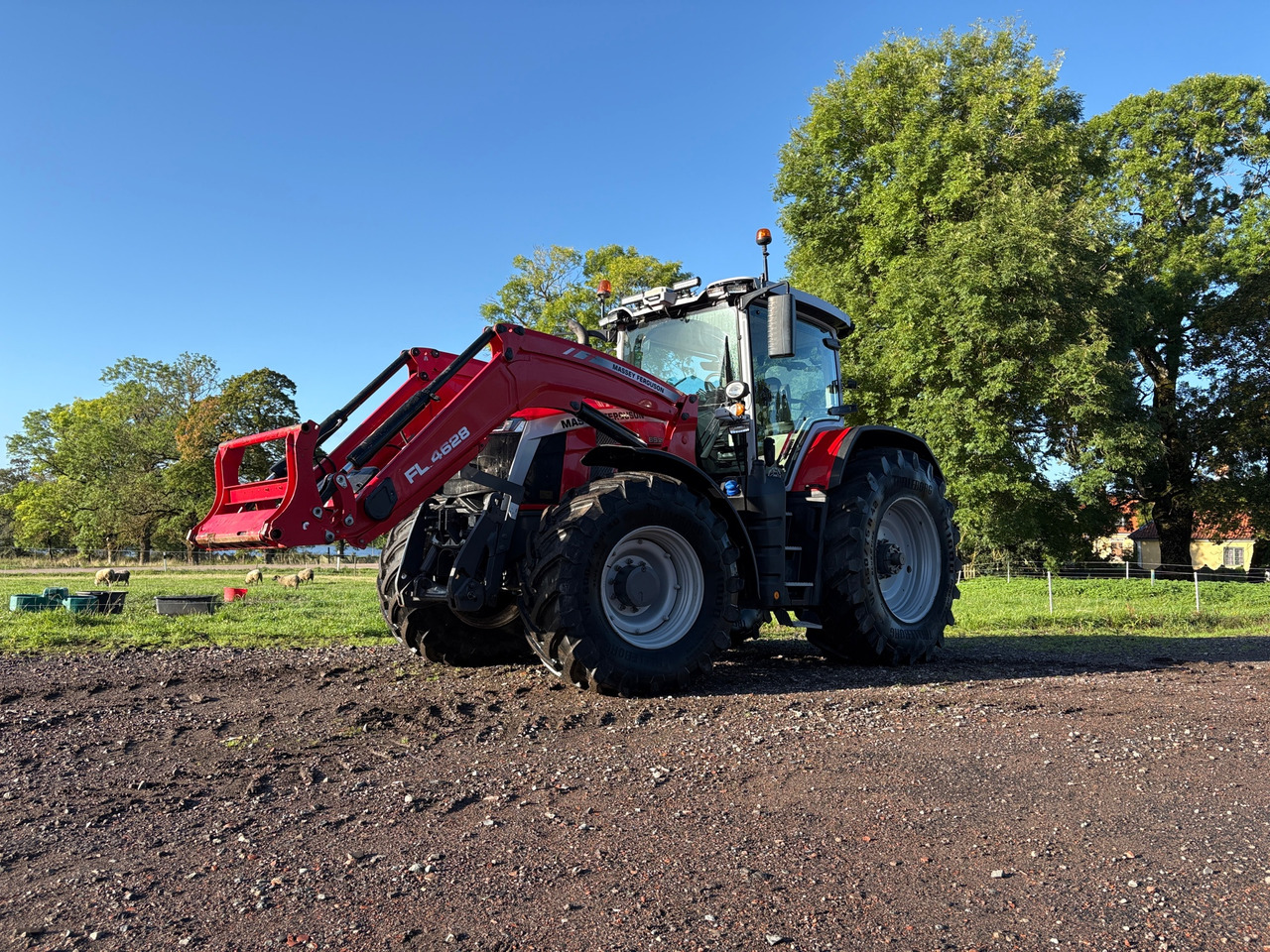 Massey Ferguson 8S.265 - Traktors: foto 1 Massey Ferguson 8S.265 - Traktors: foto 1