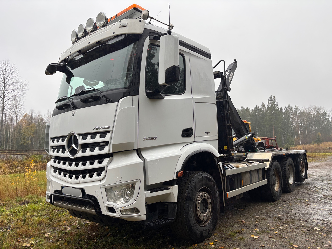 Mercedes-Benz Arocs - Pacēlājs ar āķi: foto 1 Mercedes-Benz Arocs - Pacēlājs ar āķi: foto 1