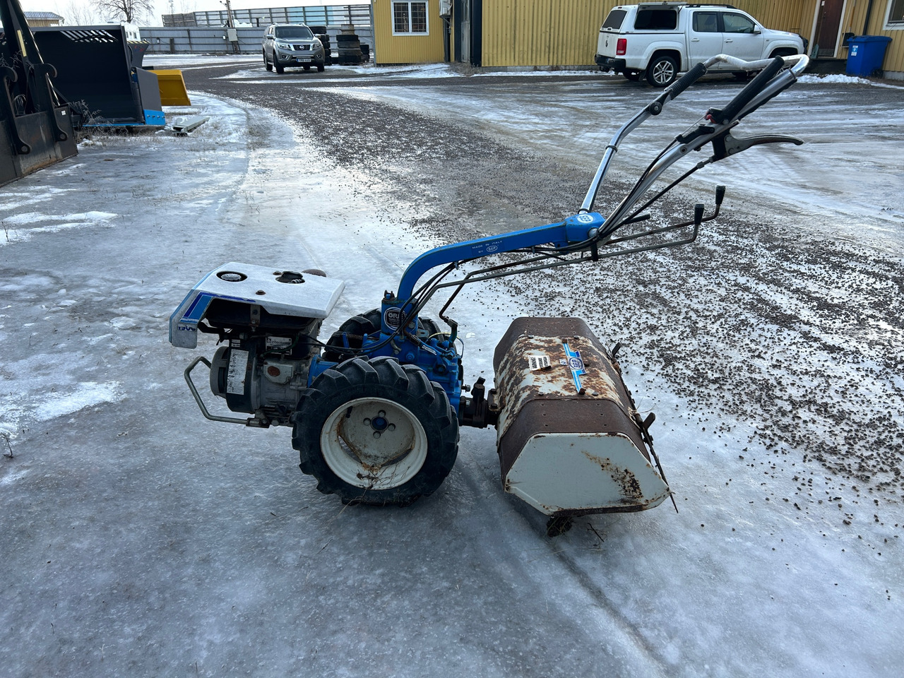 Örje - Motobloks: foto 1 Örje - Motobloks: foto 1